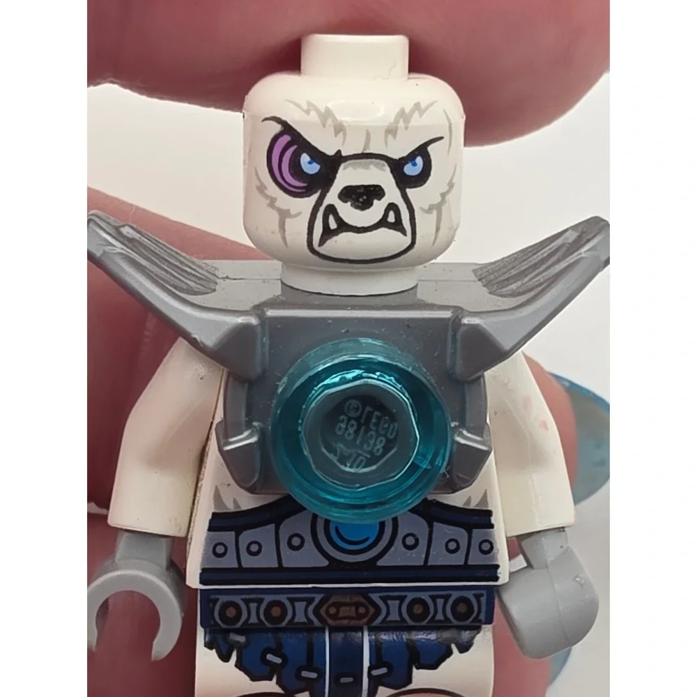 LEGO Ice Bear Warrior Minifigure White Good Condition Mask Shoulder Pads Armour